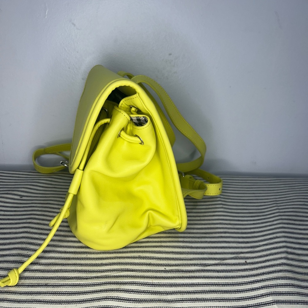 Urban Outfitters Neon Yellow Mini Drawstring Backpack - Picture 4 of 7
